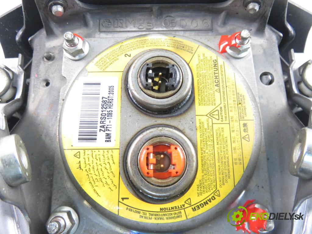 TOYOTA RAV 4 II (_A2_) SUV 2005 85,00 2.0 D-4D 4WD 116 - 1CD-FTV 1995,00 AirBag air BAG volantu