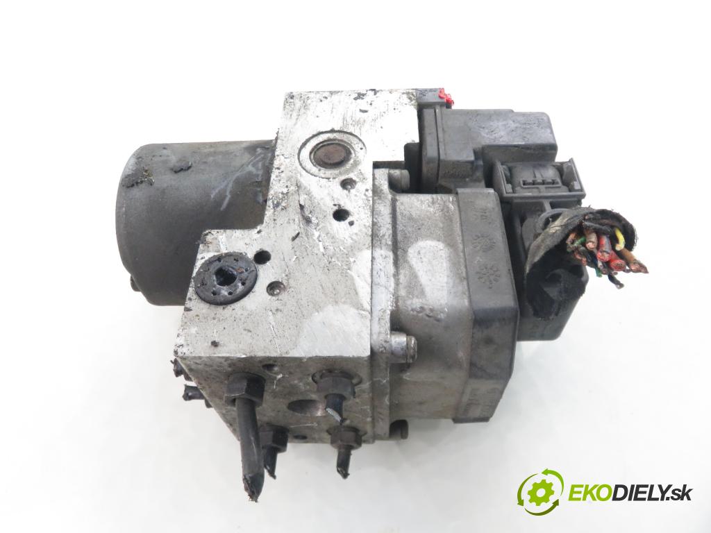 AUDI A4 Avant (8D5, B5) KOMBI 2000 85,00 1.9 TDI - AJM 1896,00 Pumpa ABS 0273004530 (Pumpa ABS)