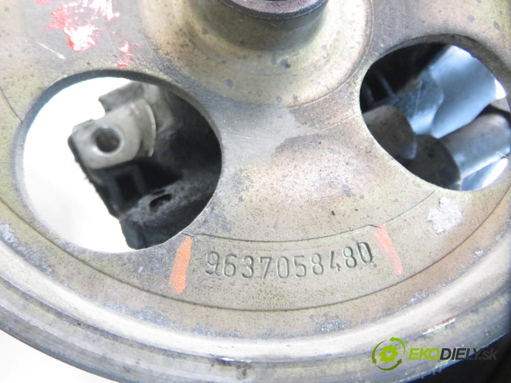 PEUGEOT 206 liftback (2A/C) HB 2004 440,00 1.1 i - HFX (TU1JP) 1124,00 pumpa servočerpadlo 9637058480 (Servočerpadlo)