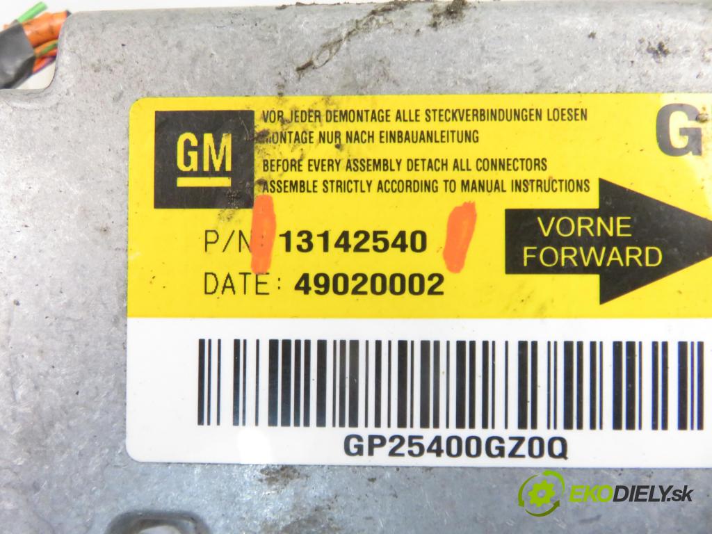 VAUXHALL VECTRA Mk II (C) LIFTBACK 2002 74,00 2.0 DTI 16V - Y 20 DTH 1995,00 MODUL air BAG 13142540