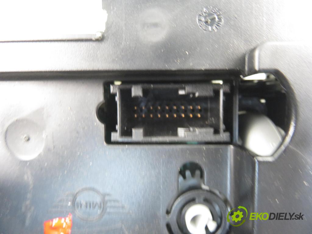 MINI MINI (R56) HB 2008 88,00 Cooper 120 - N12 B16 A 1598,00 Panel kúrenia KLIMATIZACE: 3452785