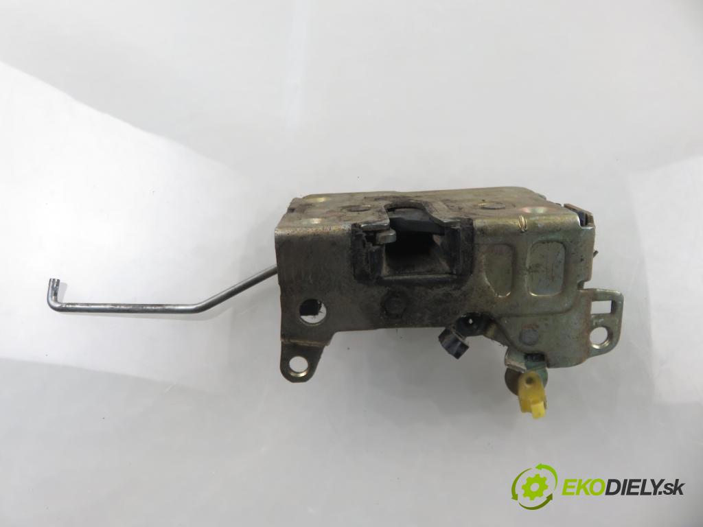 IVECO DAILY III platforma/podwozie KABINA/PLATFORMA 2000 62,00 29 L 9 - 8140.63. 2798,00 zámok