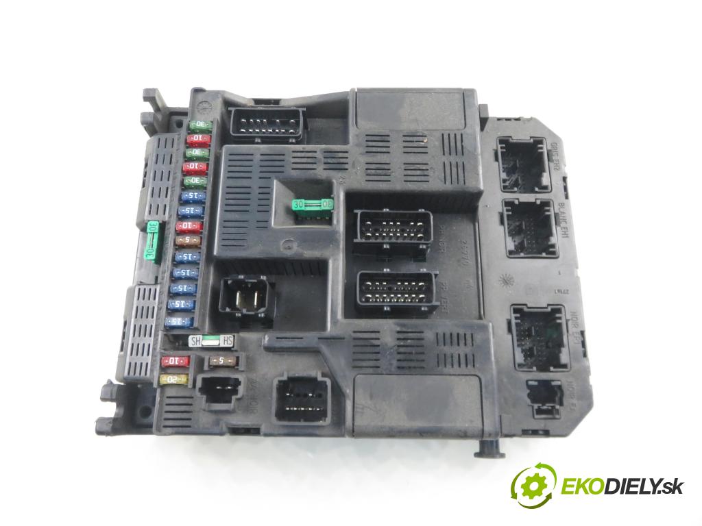 PEUGEOT 307 (3A/C) HB 2003 80,00 1.6 16V - NFU (TU5JP4) 1587,00 MODUL BSI 9636760580F ; 9644098380