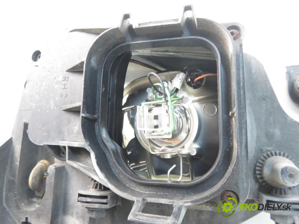 FORD FOCUS (DAW, DBW) HB 1999 74,00 1.6 16V - FYDD 1596,00 světlo PP