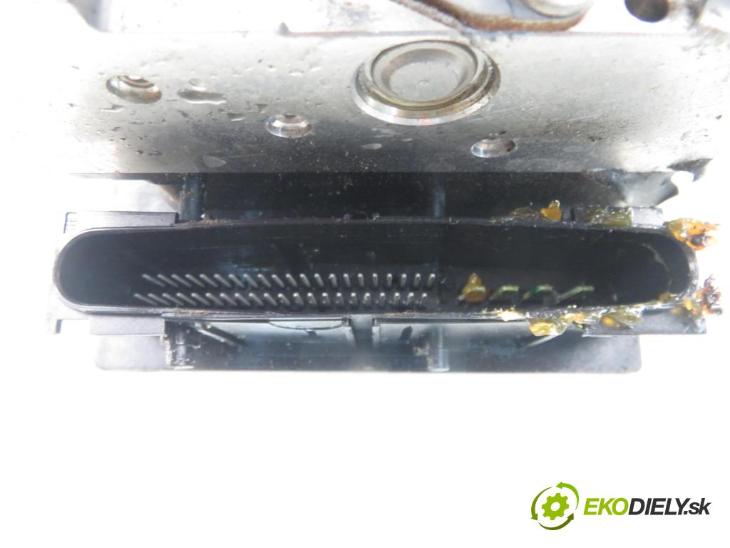 PEUGEOT 307 CC (3B) C/C 2006 0,00 2.0 16V - RFJ (EW10A) 1997,00 Pumpa ABS 0265950558 ; 9658299680 (Pumpa ABS)