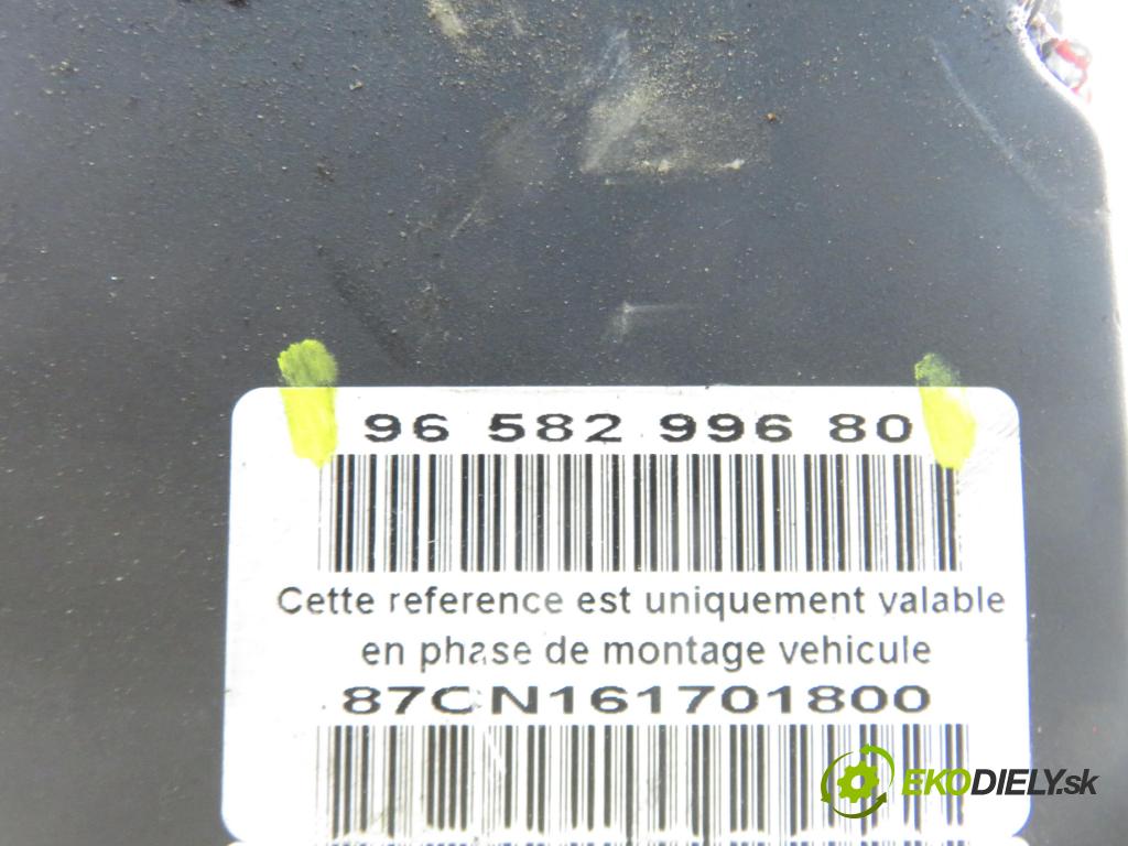 PEUGEOT 307 CC (3B) C/C 2006 0,00 2.0 16V - RFJ (EW10A) 1997,00 Pumpa ABS 0265950558 ; 9658299680 (Pumpa ABS)