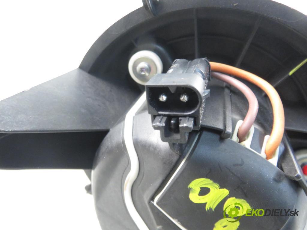 MINI MINI (R56) HB 2008 88,00 Cooper 120 - N12 B16 A 1598,00 Ventilátor vetráku 990402W ; 990352B