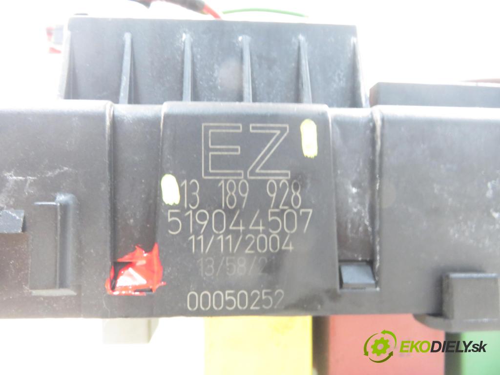 OPEL SIGNUM HB 2004 114,00 2.2 direct - Z 22 YH 2198,00 MODUL BSI 13189928EZ