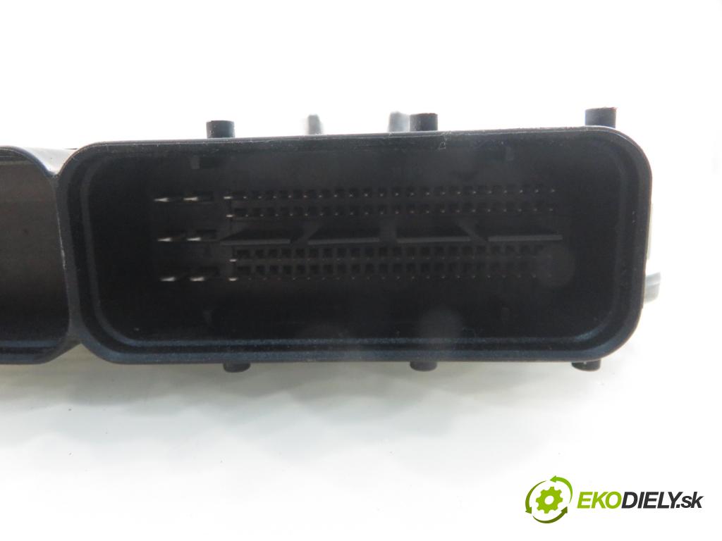 KIA PICANTO (BA) HB 2008 46,00 1.0 12V 63 - G4HE 999,00 Riadiaca jednotka Motor 3911002FB0 ; GSA740SFS05000