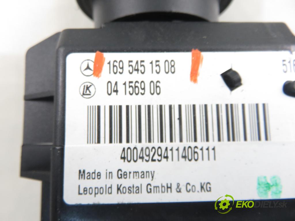 MERCEDES-BENZ KLASA A (W169) MINIVAN 2005 70,00 A 160 (169.031, 169.331) - M 266.920 1498,00 spinačka 1695451508 (Spínacia skrinka)