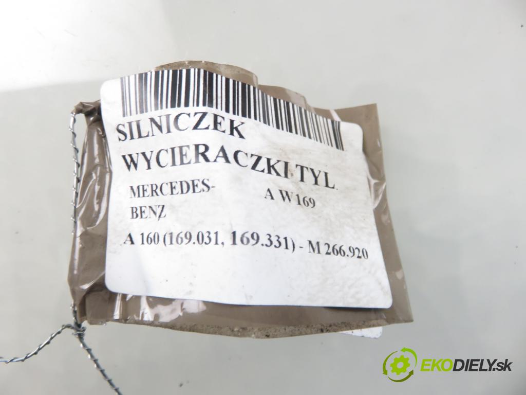 MERCEDES-BENZ KLASA A (W169) MINIVAN 2005 70,00 A 160 (169.031, 169.331) - M 266.920 1498,00 motorek stěrače ZADNÍ: A1698200340