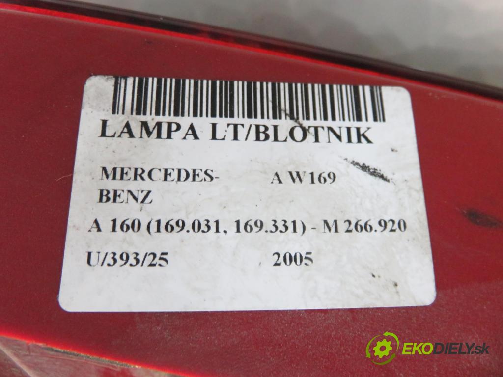 MERCEDES-BENZ KLASA A (W169) MINIVAN 2005 70,00 A 160 (169.031, 169.331) - M 266.920 1498,00 světlo levé zadní