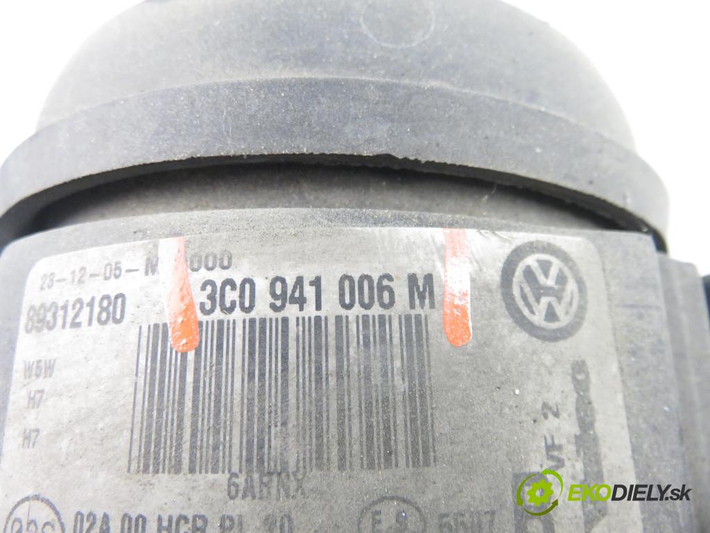 VW PASSAT B6 Variant (3C5) KOMBI 2006 77,00 1.9 TDI - BKC 1896,00 Svetlo PP 3C0941006M