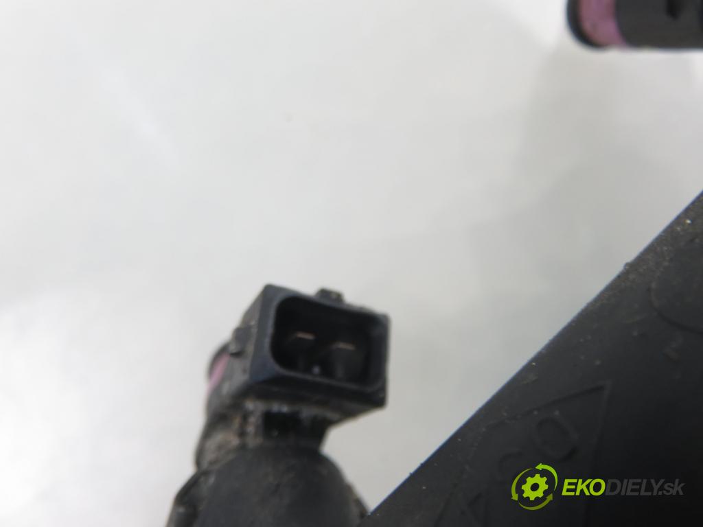 RENAULT SCENIC II (JM0/1_) MINIVAN 2005 83,00 1.6 (JM0C, JM0J, JM1B) - K4M 782 1598,00 Lišta vstrekovacia 8200135504 ; H132259 ; ITGM60 (Vstrekovacia lišta)