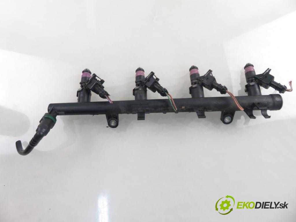 RENAULT SCENIC II (JM0/1_) MINIVAN 2005 83,00 1.6 (JM0C, JM0J, JM1B) - K4M 782 1598,00 Lišta vstrekovacia 8200135504 ; H132259 ; ITGM60 (Vstrekovacia lišta)