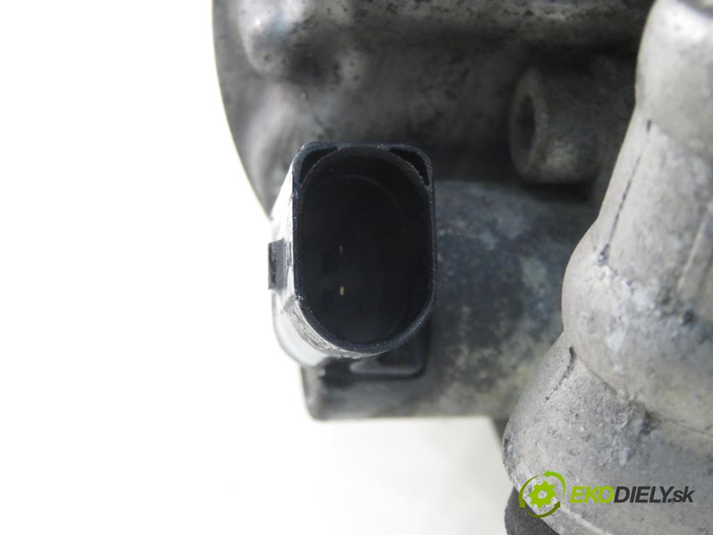 VW GOLF PLUS (5M1, 521) MINIVAN 2005 103,00 2.0 TDI 16V - BKD 1968,00 KOMPRESOR: klimatizácie 1K0820803Q (Kompresor klimatizácie)