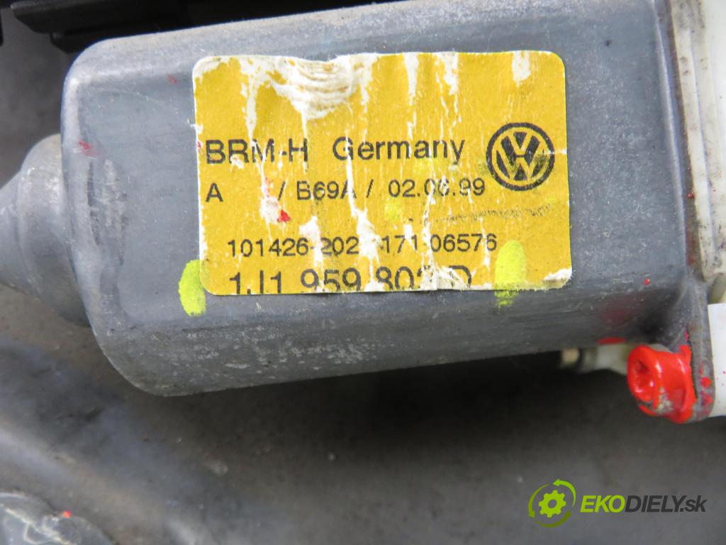 VW BORA (1J2) SEDAN 1999 85,00 2 - APK 1984,00 mechanismus oken PPE 1J1959802D ; 1J4837756F