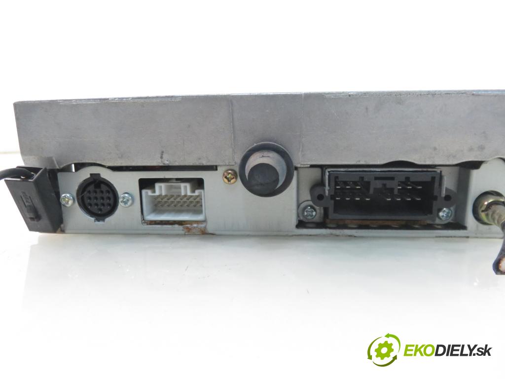 MITSUBISHI PAJERO PININ (H6_W, H7_W) SUV 2004 95,00 2.0 GDI 1999,00 RADIO CD MR337279