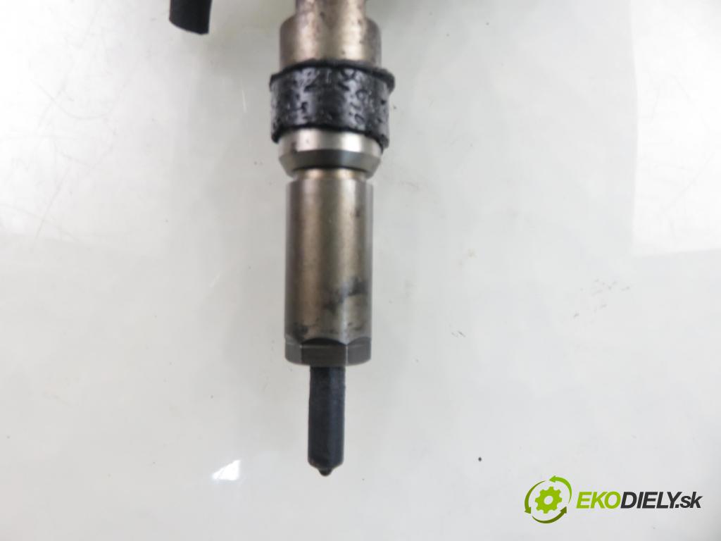 MAZDA 2 (DY) HB 2006 50,00 1.4 CD - F6JB 1399,00 vstrekovač 9654551080 (Vstrekovač paliva)