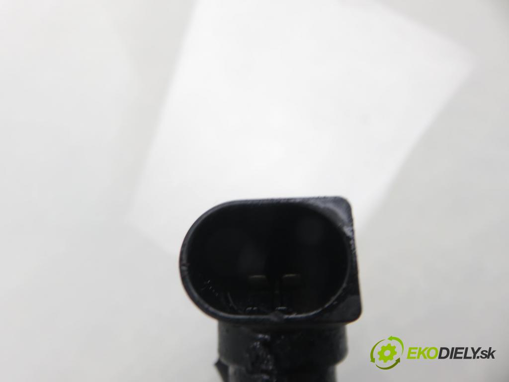 CITROEN C3 I (FC_) HB 2003 50,00 1.4 HDi 8V - 8HX 1398,00 vstrekovač 9649574480 (Vstrekovač paliva)