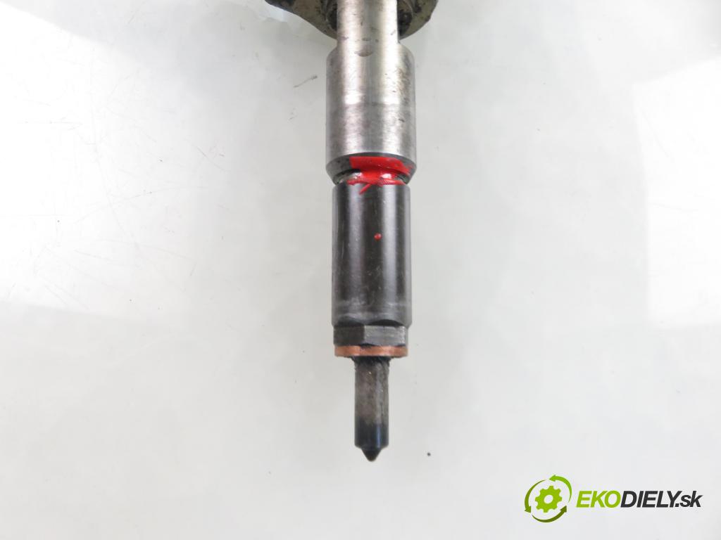 CITROEN C3 I (FC_) HB 2003 50,00 1.4 HDi 8V - 8HX 1398,00 vstrekovač 9649574480 (Vstrekovač paliva)