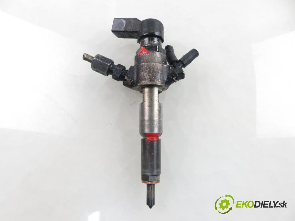 CITROEN C3 I (FC_) HB 2003 50,00 1.4 HDi 8V - 8HX 1398,00 vstrekovač 9649574480 (Vstrekovač paliva)