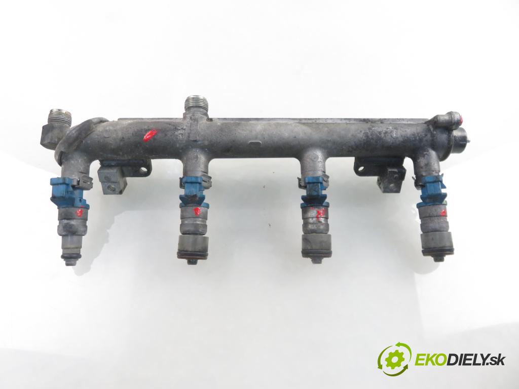 SAAB 9-3 (YS3F) SEDAN 2005 129,00 2.0 t - B207L 1998,00 Lišta vstrekovacia 12790825 (Vstrekovacia lišta)