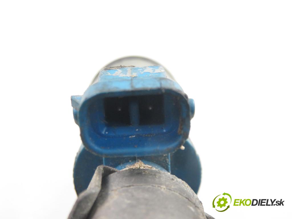 SAAB 9-3 (YS3F) SEDAN 2005 129,00 2.0 t - B207L 1998,00 Lišta vstrekovacia 12790825 (Vstrekovacia lišta)