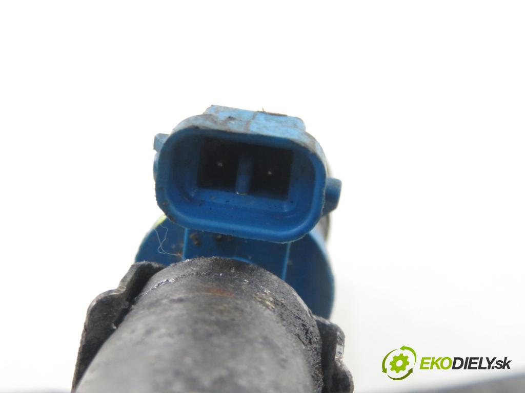 SAAB 9-3 (YS3F) SEDAN 2005 129,00 2.0 t - B207L 1998,00 Lišta vstrekovacia 12790825 (Vstrekovacia lišta)