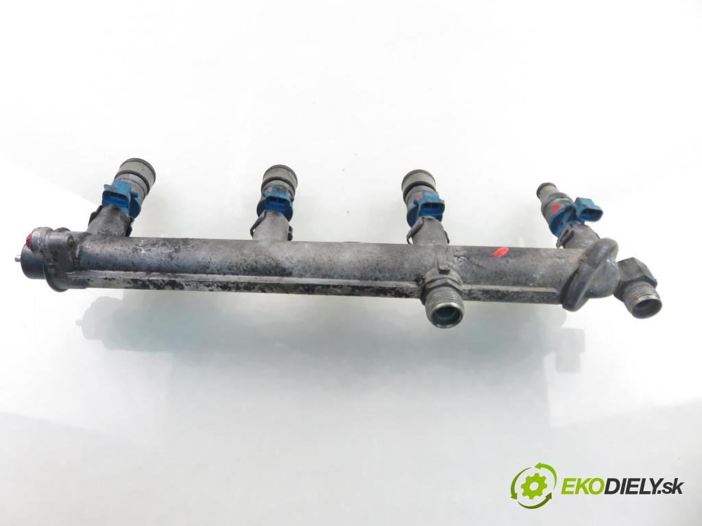 SAAB 9-3 (YS3F) SEDAN 2005 129,00 2.0 t - B207L 1998,00 Lišta vstrekovacia 12790825 (Vstrekovacia lišta)