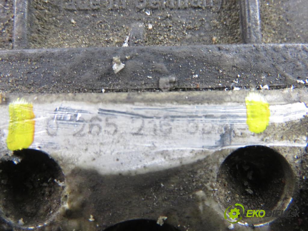 VW PASSAT B5 Variant (3B5) KOMBI 1998 66,00 1.9 TDI 90 - AHU 1896,00 Pumpa ABS 8E0614111AB ; 025216559 ; 0273004281 (Pumpa ABS)