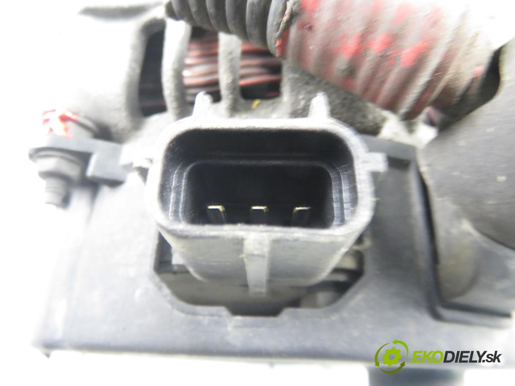 FORD FOCUS Turnier (DNW) KOMBI 1999 0,00 1.6 16V - FYDA 1596,00 Alternátor 98AB10300GG (Alternátor)