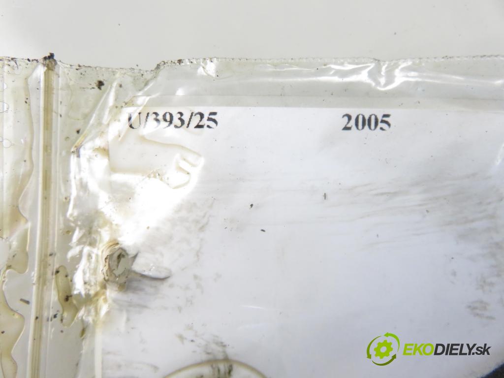 MERCEDES-BENZ KLASA A (W169) MINIVAN 2005 70,00 A 160 (169.031, 169.331) - M 266.920 1498,00 KOMPRESOR: klimatizácie A0012303511 (Kompresor klimatizácie)