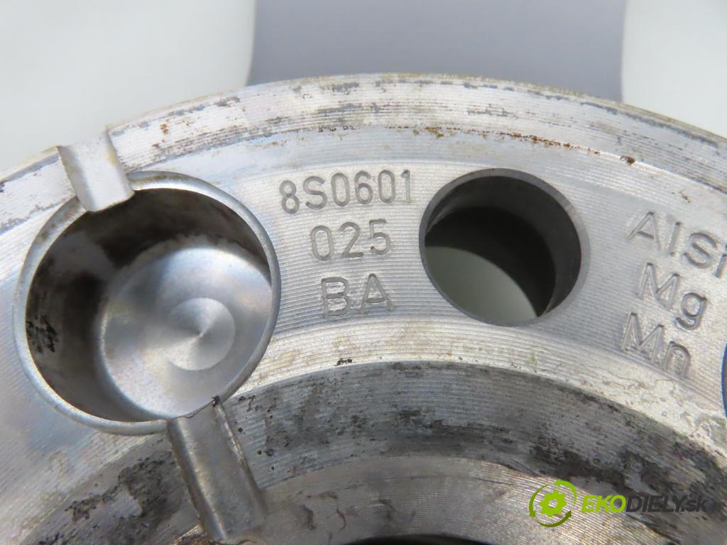 AUDI   0    disky / disk 8S0601025BA