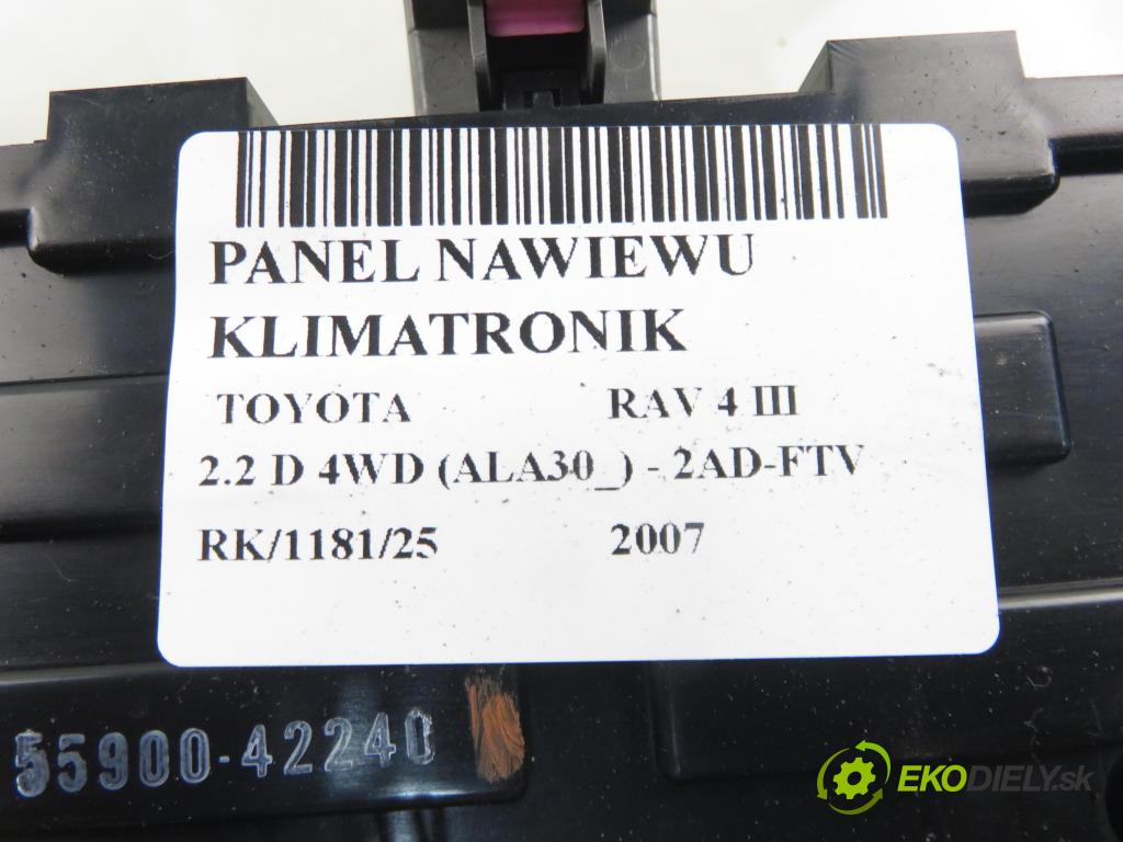 TOYOTA RAV 4 III (_A3_) SUV 2007 100,00 2.2 D 4WD (ALA30_) 136 - 2AD-FTV 2231,00 Panel topení KLIMATRONIK 5590042240
