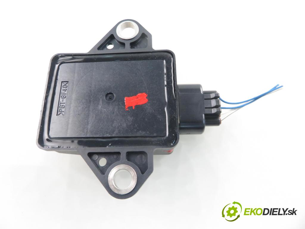 TOYOTA RAV 4 III (_A3_) SUV 2007 100,00 2.2 D 4WD (ALA30_) 136 - 2AD-FTV 2231,00 snímač ESP 8918342010 ; 1745005522
