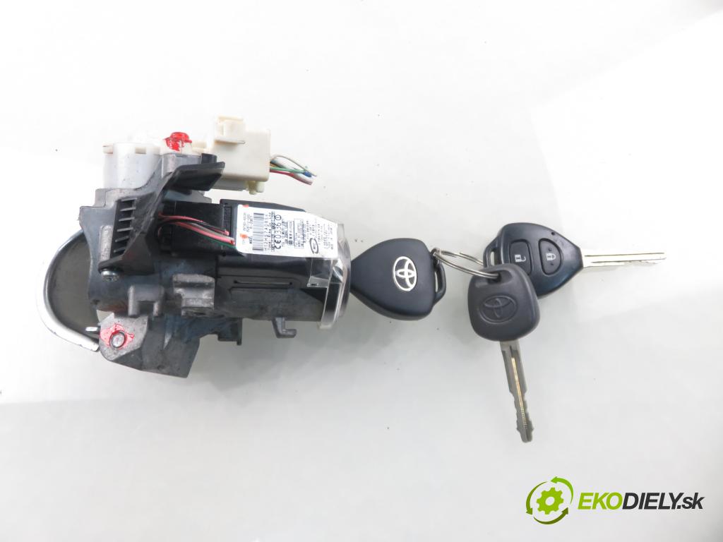 TOYOTA RAV 4 III (_A3_) SUV 2007 100,00 2.2 D 4WD (ALA30_) 136 - 2AD-FTV 2231,00 spínačka / VLOŽKY 8978342020