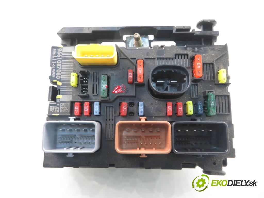 PEUGEOT 307 CC (3B) C/C 2006 0,00 2.0 16V - RFJ (EW10A) 1997,00 MODUL BSM 9661087080 ; S11611928