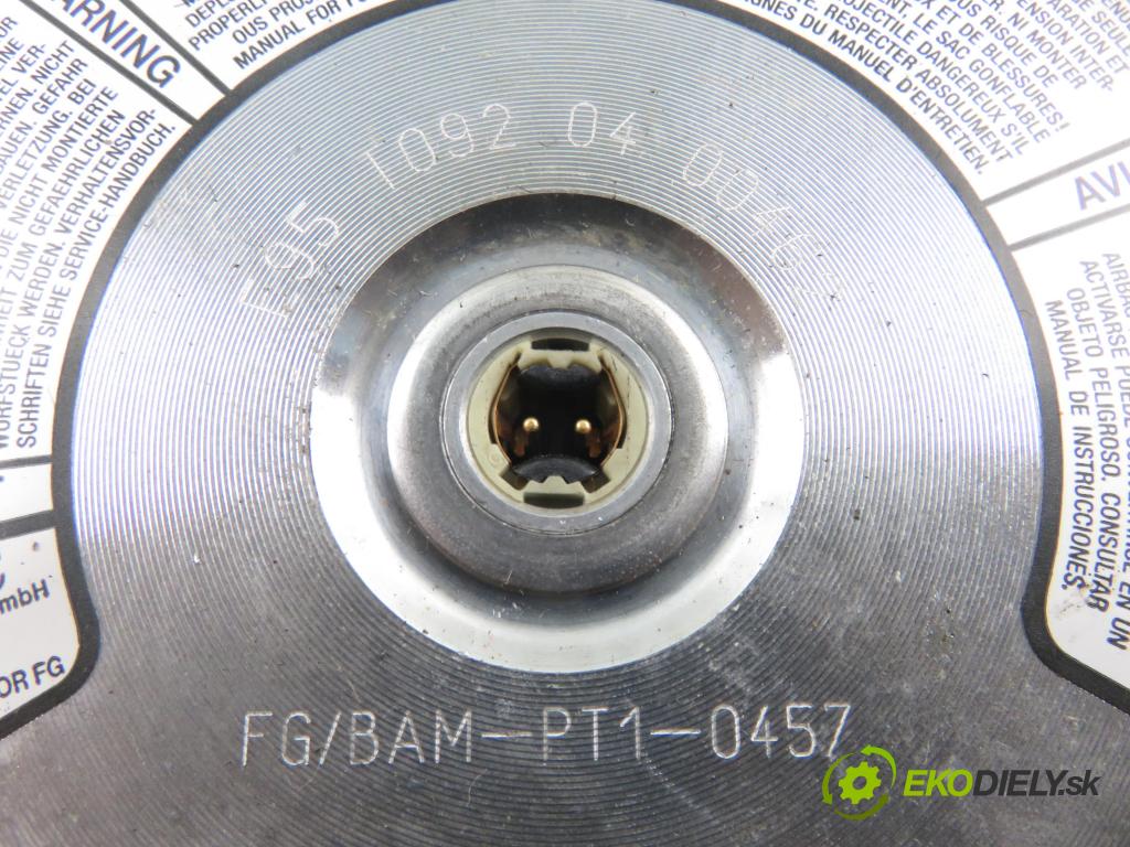 AUDI A4 Avant (8D5, B5) KOMBI 1998 81,00 1.9 TDI - AFN 1896,00 AirBag air BAG volantu 4A0880201B