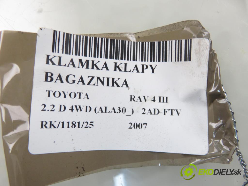 TOYOTA RAV 4 III (_A3_) SUV 2007 100,00 2.2 D 4WD (ALA30_) 136 - 2AD-FTV 2231,00 klika dveří kufr 