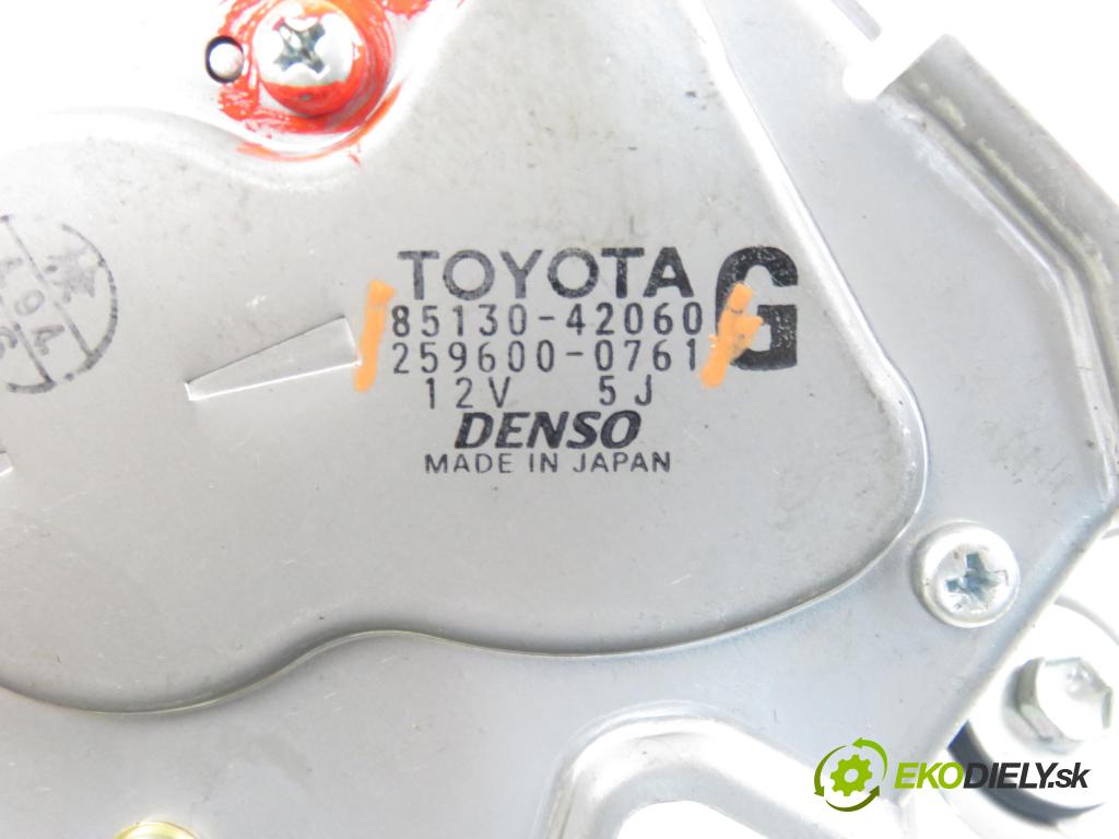 TOYOTA RAV 4 III (_A3_) SUV 2007 100,00 2.2 D 4WD (ALA30_) 136 - 2AD-FTV 2231,00 motorek stěrače ZADNÍ: 8513042060 ; 2596000761
