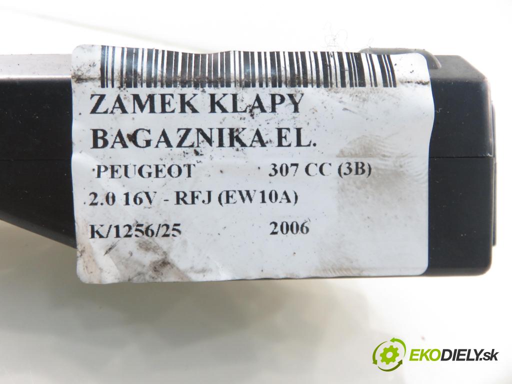 PEUGEOT 307 CC (3B) C/C 2006 0,00 2.0 16V - RFJ (EW10A) 1997,00 zámok dveří kufr EL. 9657614680