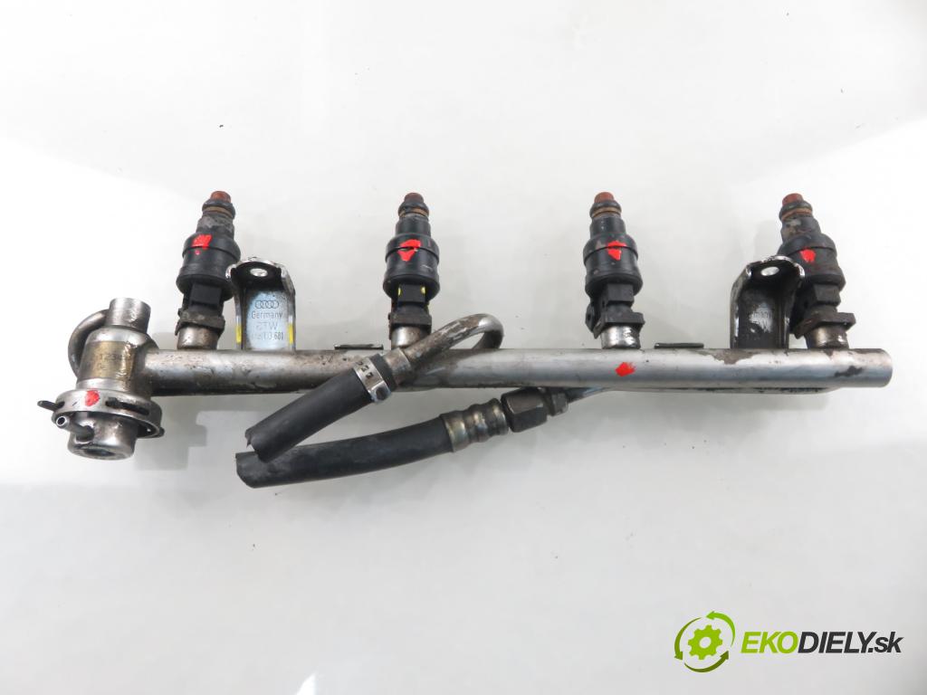 AUDI A4 Avant (8D5, B5) KOMBI 1995 92,00 1.8 - ADR 1781,00 Lišta vstrekovacia 058133551A ; 0280150444 ; 058133681 (Vstrekovacia lišta)