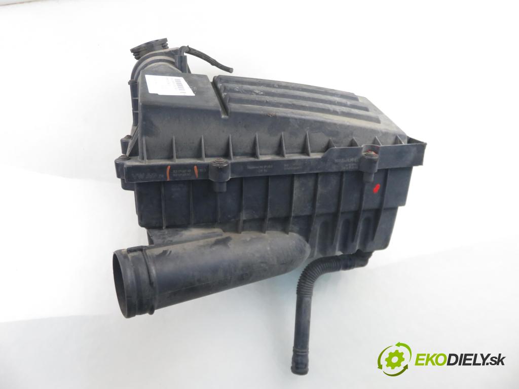 VW GOLF PLUS (5M1, 521) MINIVAN 2005 103,00 2.0 TDI 16V - BKD 1968,00 Obal filtra vzduchu 3C0129607AB ; 3C0129601AG (Obal vzduchového filtra)
