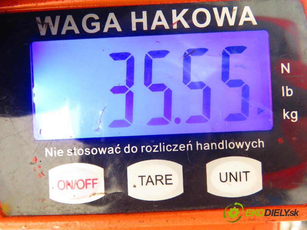 TOYOTA YARIS (_P1_) HB 2000 50,00 1.0 VVT- i 68 - 1SZ-FE 998,00 výztuha zadní část