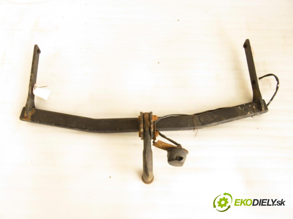 MAZDA 5 (CR19) VAN 2006 105,00 2.0 MZR-CD 143 - RF7J 1998,00 Hák