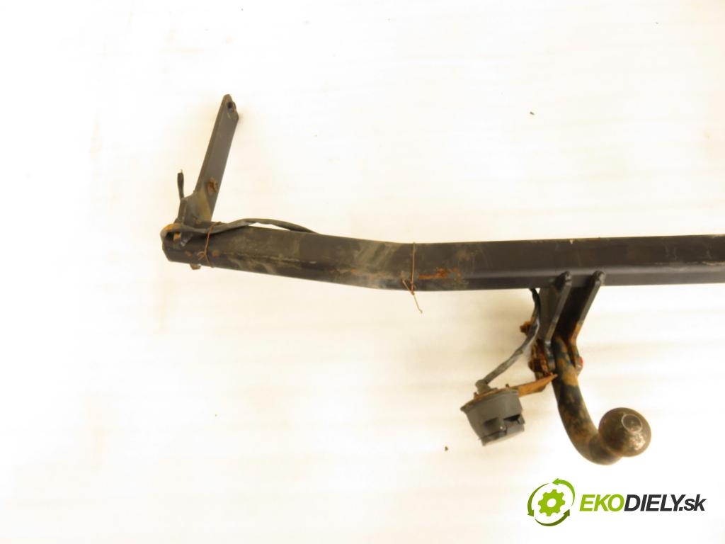 MAZDA 5 (CR19) VAN 2006 105,00 2.0 MZR-CD 143 - RF7J 1998,00 Hák