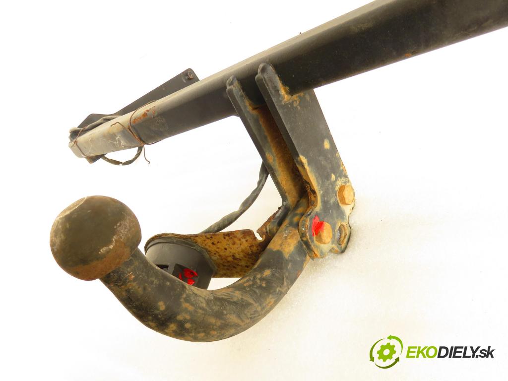 MAZDA 5 (CR19) VAN 2006 105,00 2.0 MZR-CD 143 - RF7J 1998,00 Hák