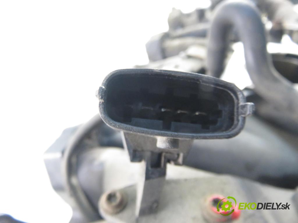 OPEL SIGNUM HB 2004 114,00 2.2 direct - Z 22 YH 2198,00 potrubí 55354092