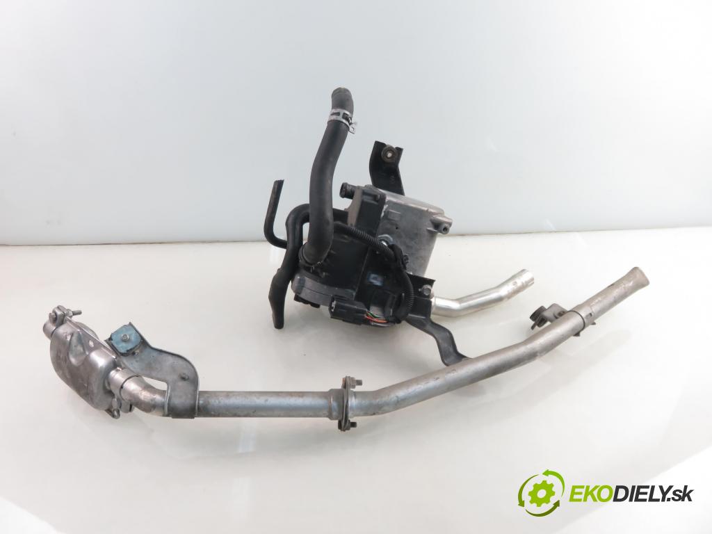 TOYOTA RAV 4 III (_A3_) SUV 2007 100,00 2.2 D 4WD (ALA30_) 136 - 2AD-FTV 2231,00 Webasto 25228205 (Webasto (nezávislé topení))